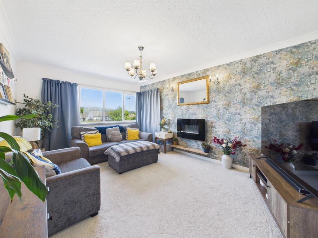 Additional image 28 of Grange Park Road, Bingley