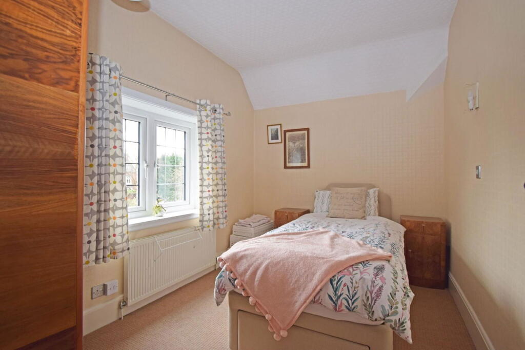 Additional image 26 of 19 College Road, Bromsgrove, Worcestershire, B60 2NF