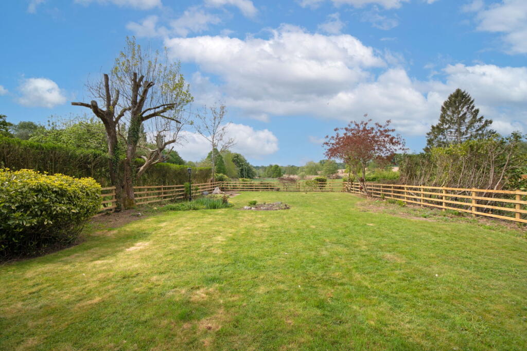 Additional image 65 of Henley Road, Henley-in-arden, B95 5NN