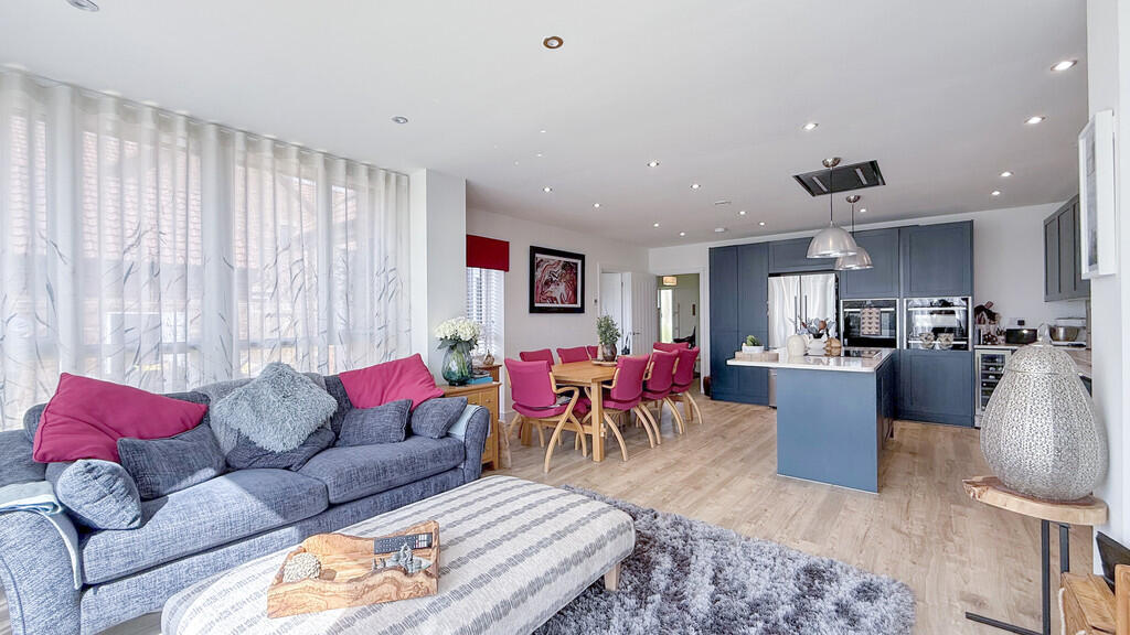 Additional image 8 of Kendall Lane, Semington