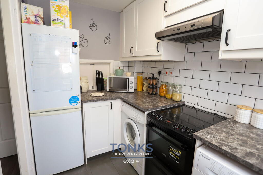 Additional image 6 of Clifton Road, Halesowen, B62 9HB