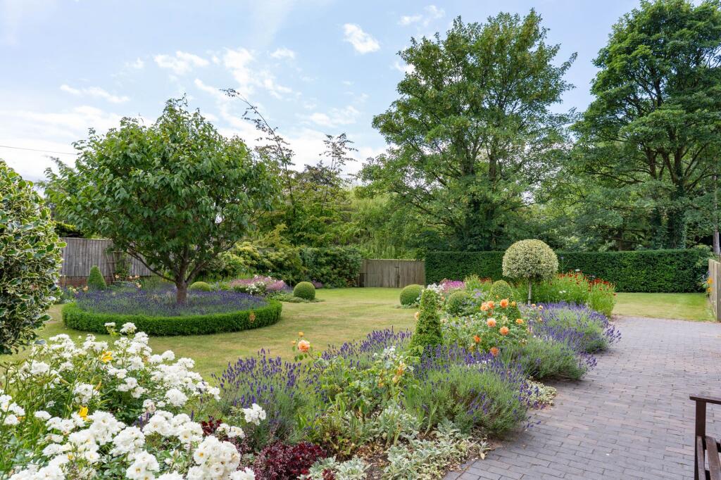 Additional image 33 of Brockhill Lane, Alvechurch, B48