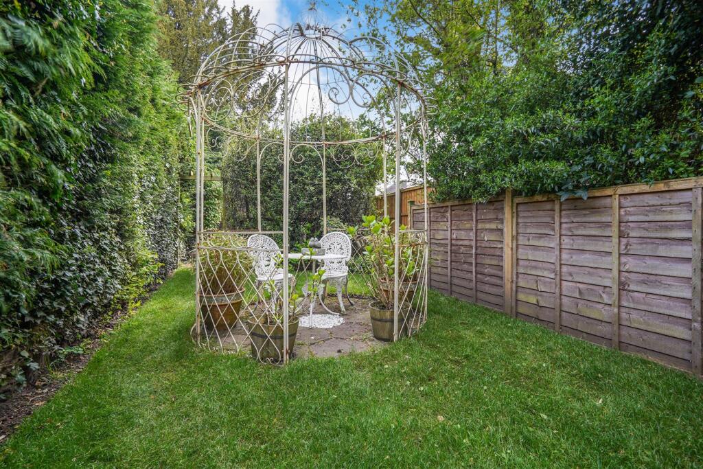 Additional image 12 of Main Road, Newton Regis