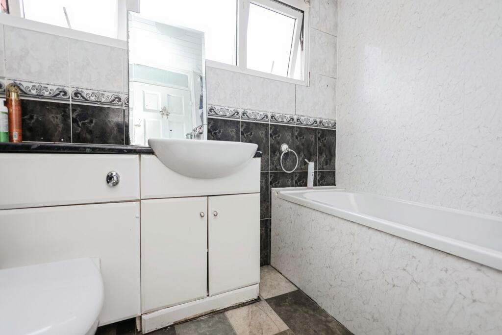 Additional image 11 of Yardley Close, Oldbury, Sandwell, West Midlands, B68