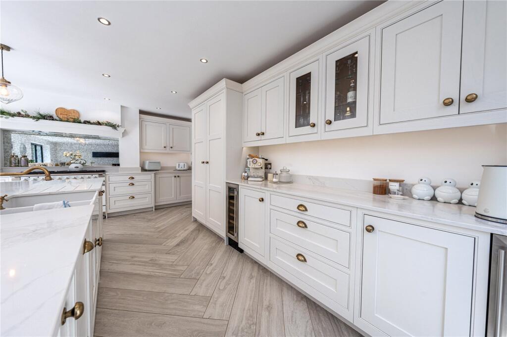 Additional image 8 of Carnoustie, Tamworth, Staffordshire, B77