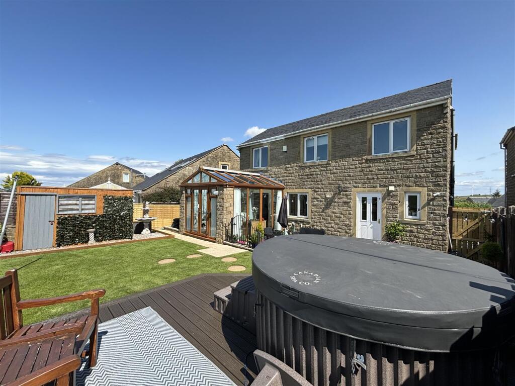 Additional image 16 of Whitemoor Way, Denholme Gate, Bradford