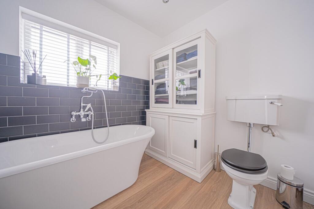 Additional image 24 of Besbury Close, Dorridge, B93