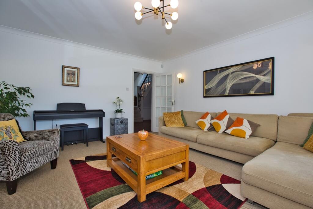 Additional image 6 of 21 Preston Road, Yeovil