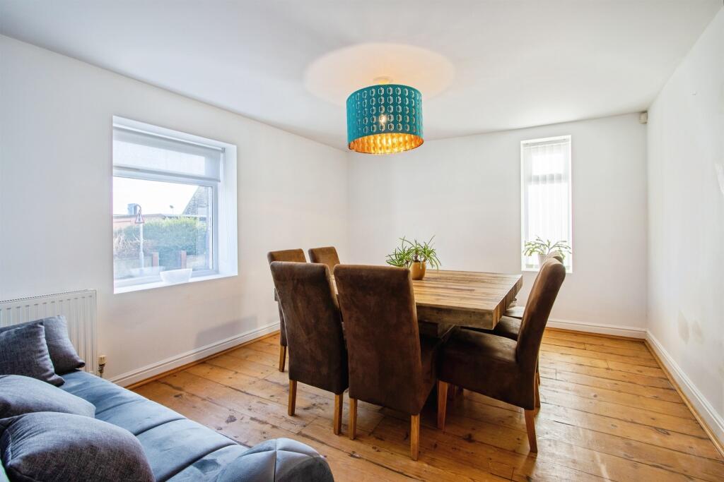 Additional image 4 of Bradford Road, Drighlington, Bradford