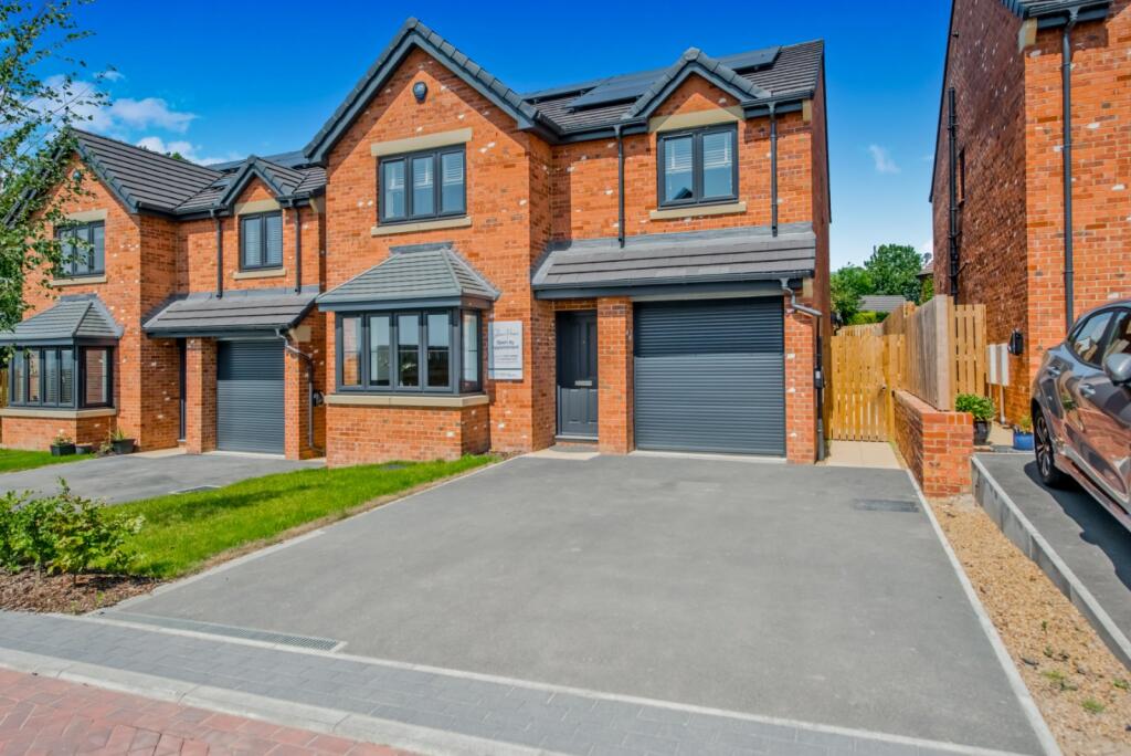 Property image for Westfield Green, Wyke/Scholes, Bradford, BD12