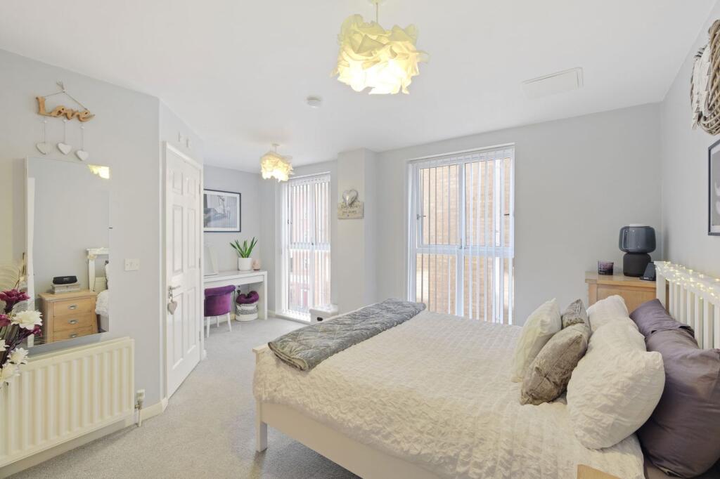 Additional image 8 of Waterside, Shirley, B90