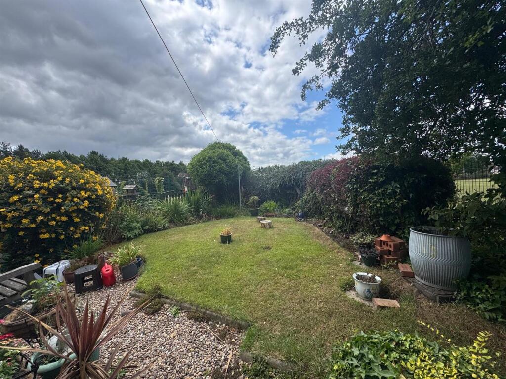 Additional image 15 of Oakway, Birkenshaw
