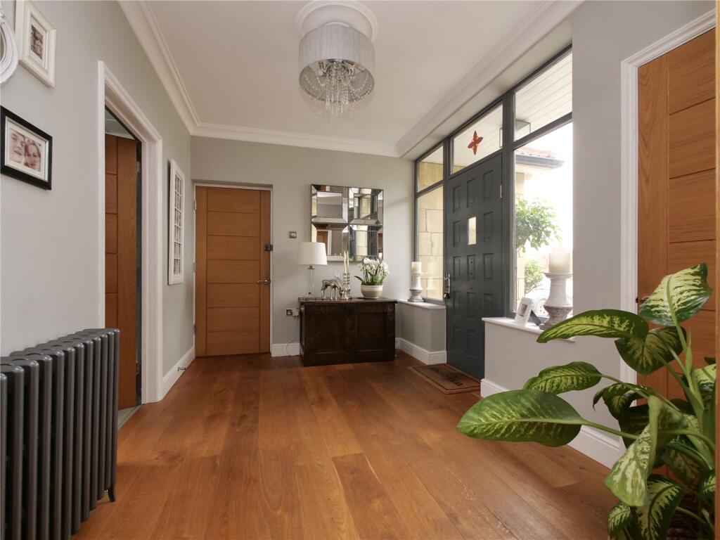 Additional image 15 of Oustanding Five Bedroom House In Pilton