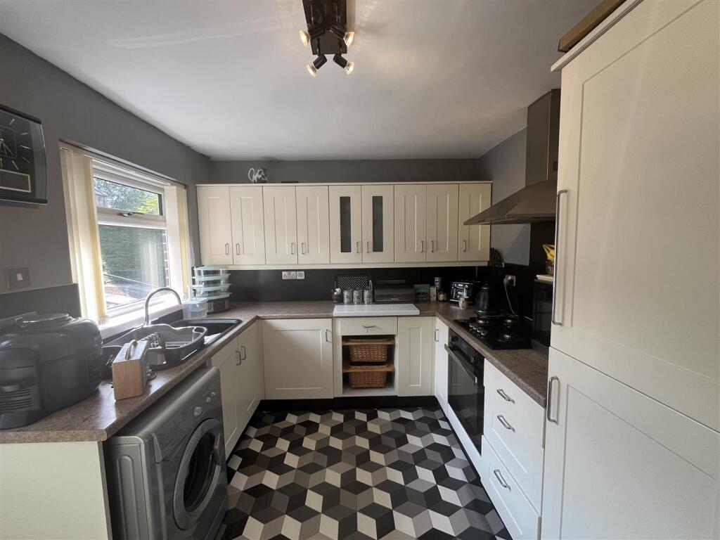 Additional image 8 of Elizabeth Avenue, Wyke, Bradford