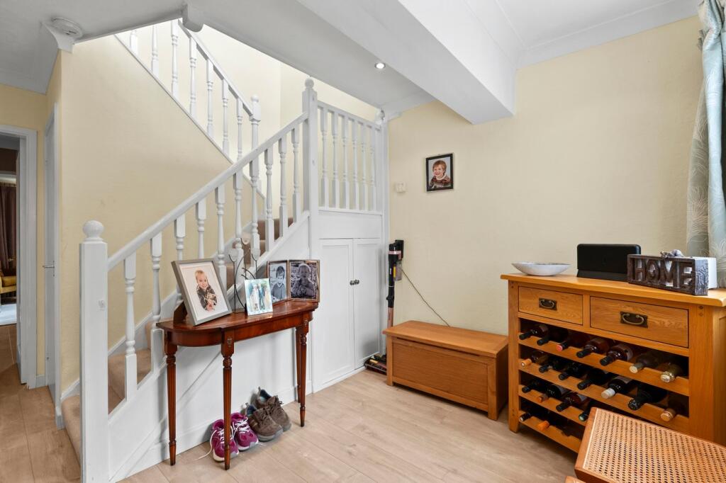 Additional image 5 of Brook End Close, Henley-in-Arden, B95