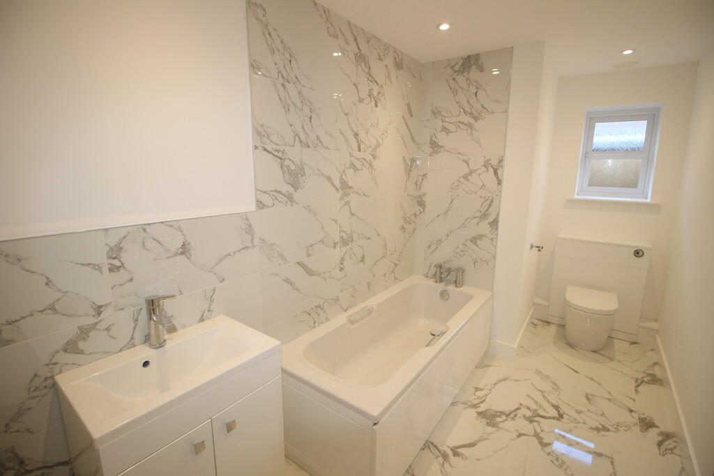 Additional image 9 of Copheap Lane, Warminster