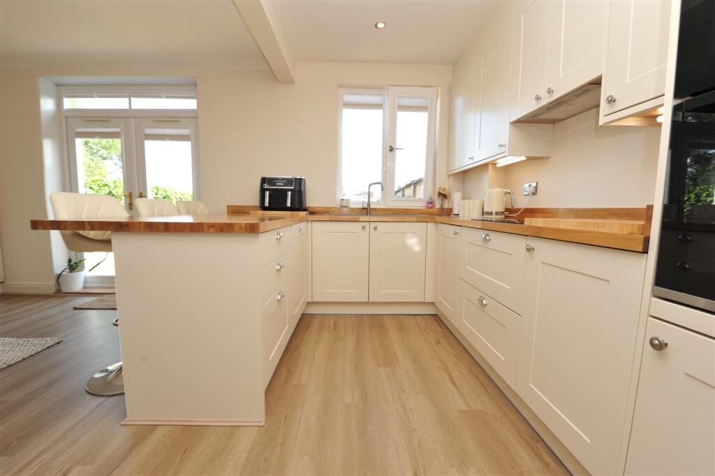 Additional image 10 of Green Lane, Wyke, Bradford