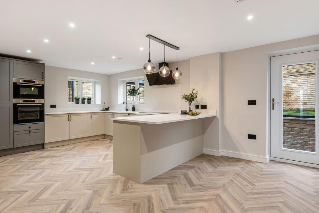 Additional image 34 of Holcombe Road, Helmshore