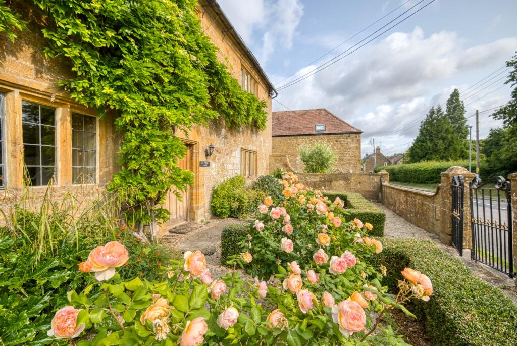 Additional image 41 of 30 Vicarage Street, Tintinhull, Yeovil, Somerset, BA22