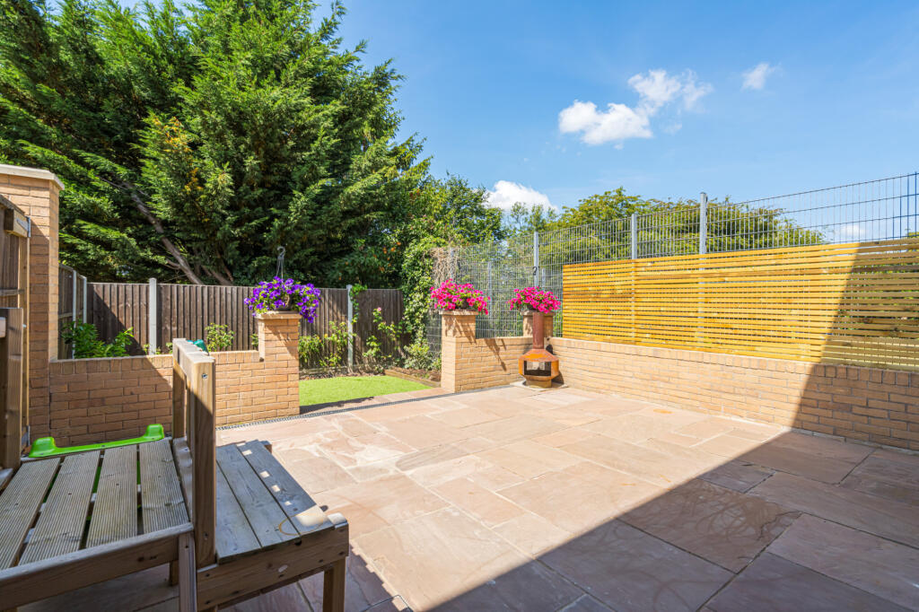 Additional image 20 of The Leys,  Alcester, B50