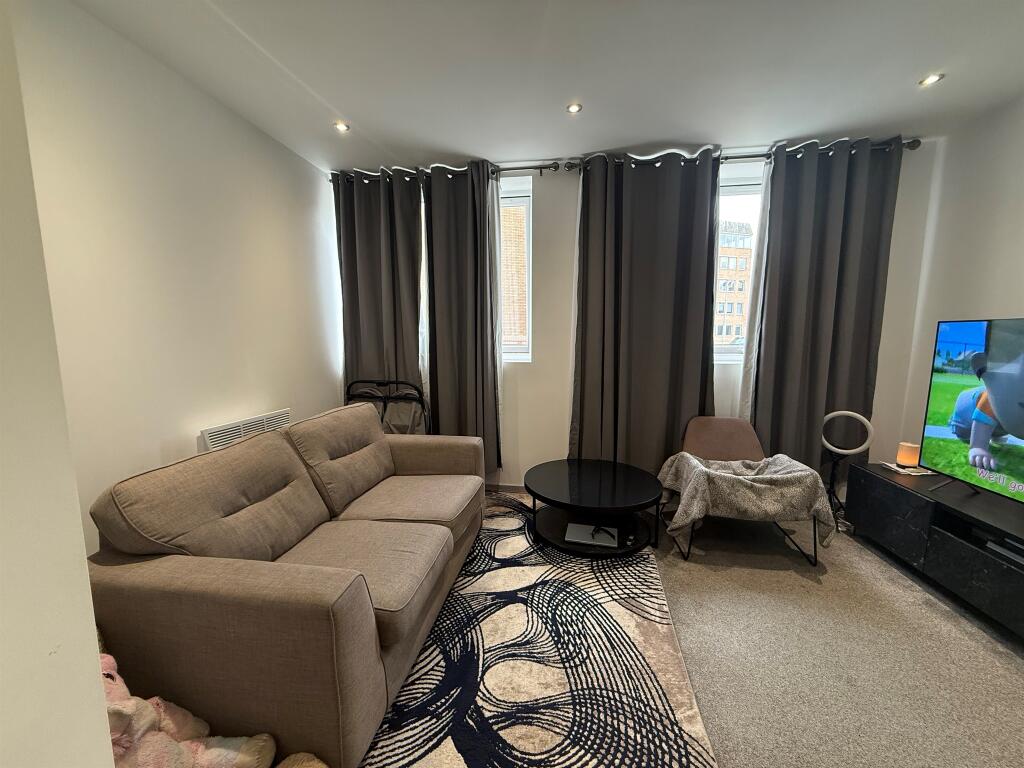 Additional image 2 of Prospect Hill, Redditch