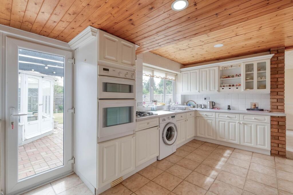 Additional image 6 of St. Judes Avenue, Studley, B80