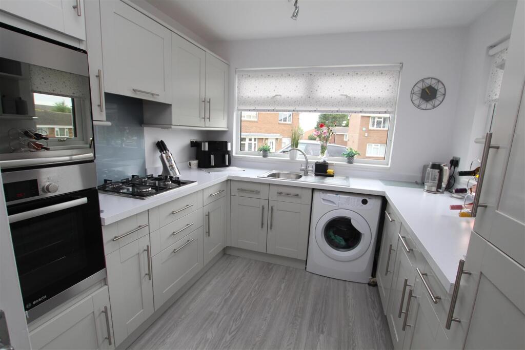 Additional image 18 of Santa Monica Grove, Idle, Bradford