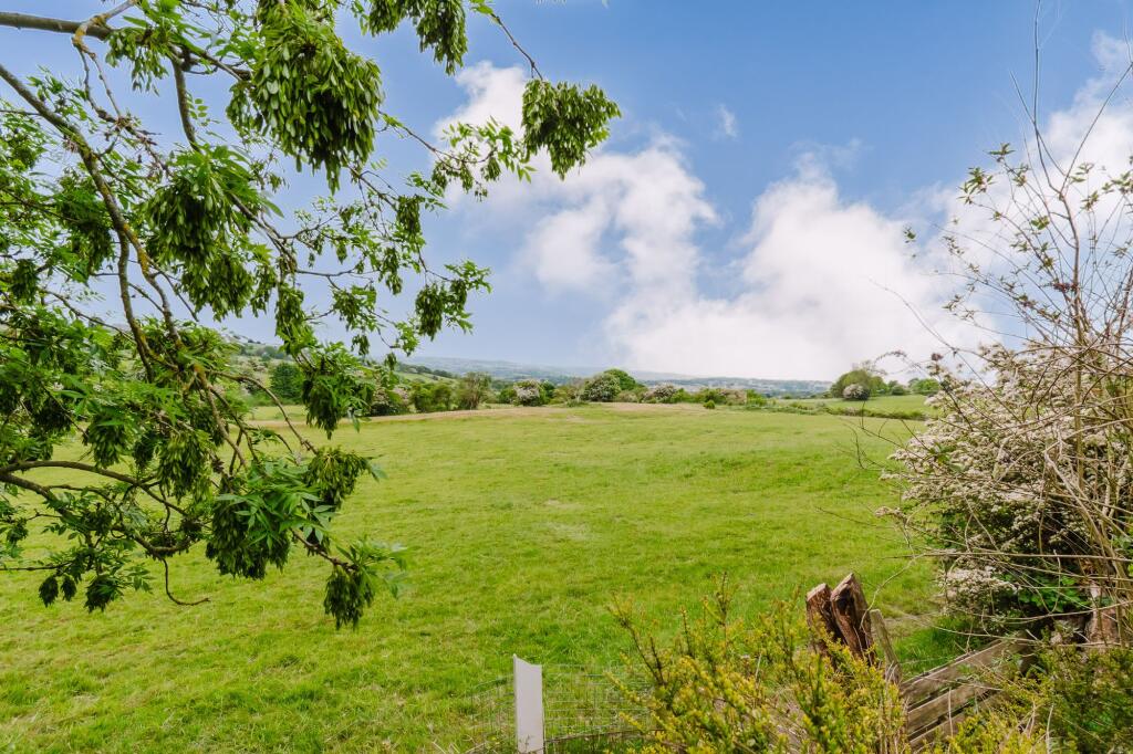 Additional image 33 of Whitehall Road, Wyke, BD12