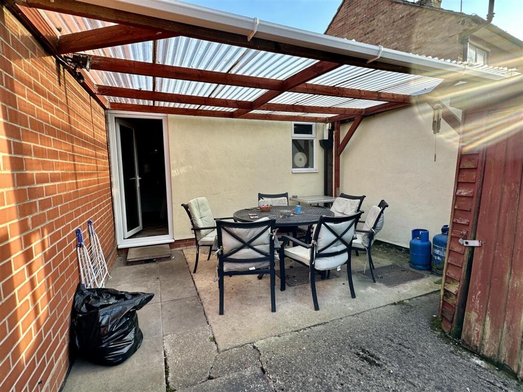 Additional image 15 of Meadow Road, Alcester