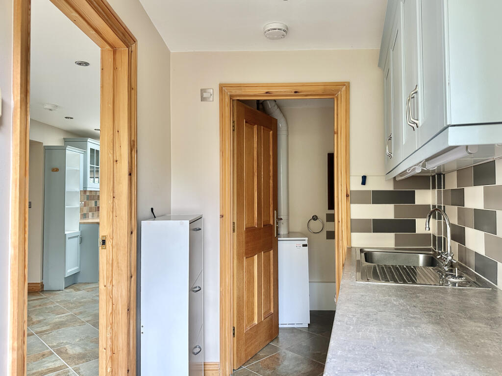 Additional image 5 of Hill House, Yenston, Somerset, BA8 0NG