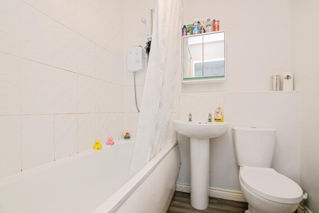 Additional image 11 of Batsman Close, Halesowen, B63