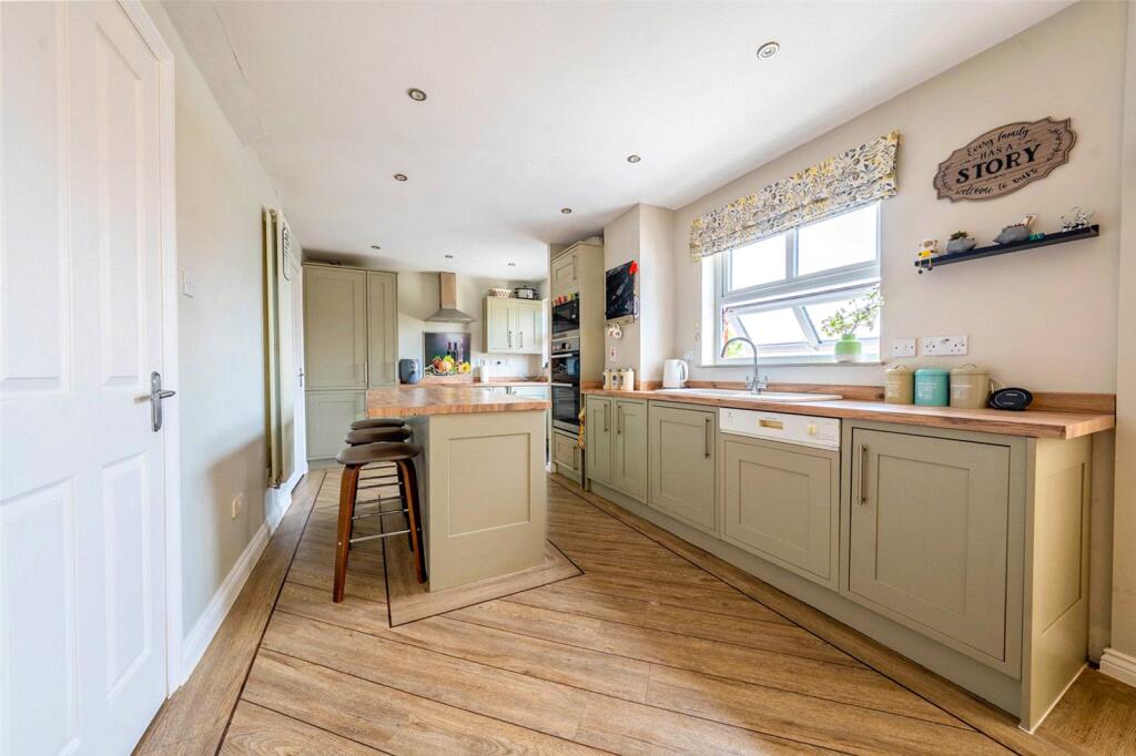 Additional image 2 of Mayfield, Wilnecote, Tamworth, Staffordshire, B77