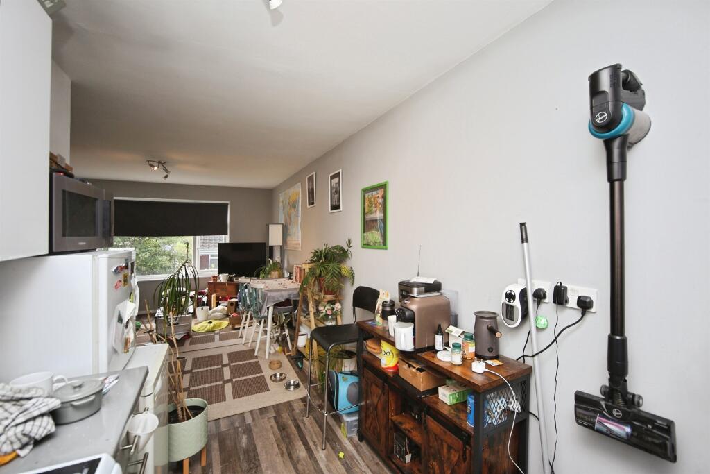 Additional image 12 of Ryton Close, Redditch