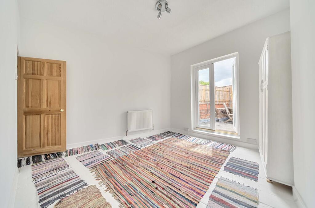 Additional image 11 of Bove Town, Glastonbury, BA6