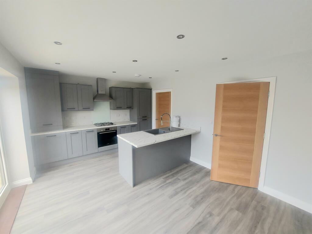 Additional image 5 of Velvet Lane, Denholme, Bradford