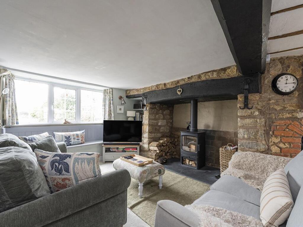 Additional image 2 of Poppy Cottage 5 The Green Stoford