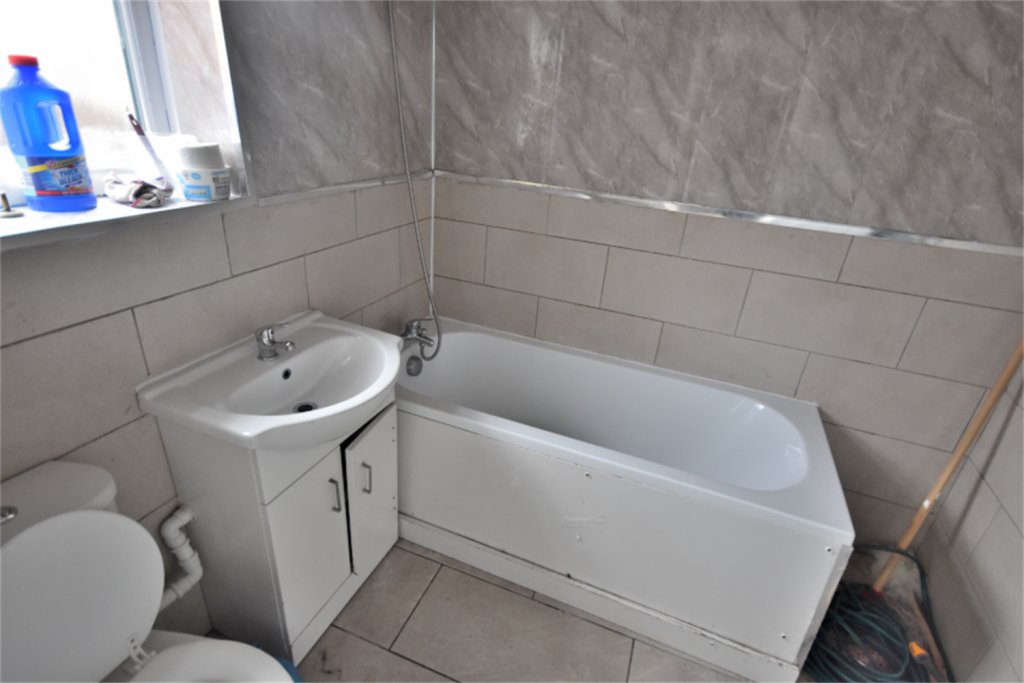 Additional image 13 of Fifth Avenue, Boardsley Green