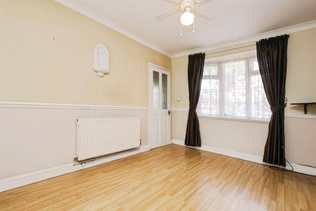 Additional image 4 of Limes Avenue, ROWLEY REGIS