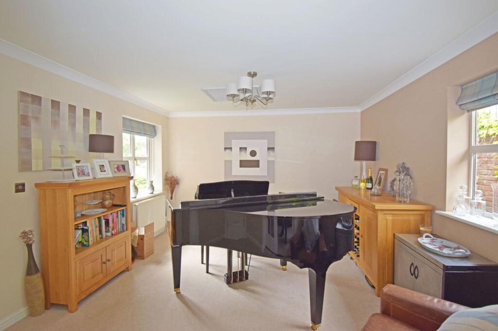 Additional image 9 of 59 Appletrees Crescent, Woodland Grange, Bromsgrove, B61 0UD