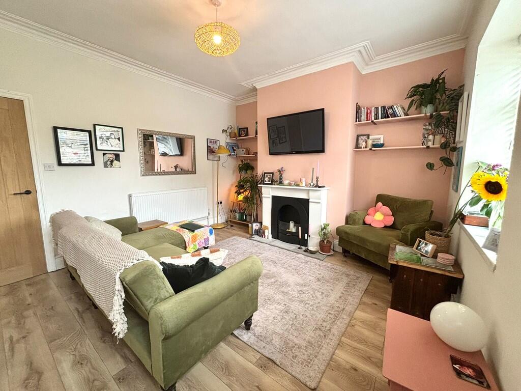 Additional image 3 of Ashmount, Clayton, Bradford