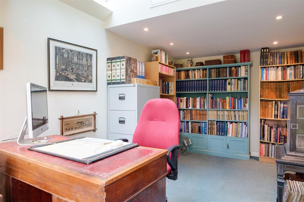 Additional image 17 of Downyard, Compton Pauncefoot, Yeovil