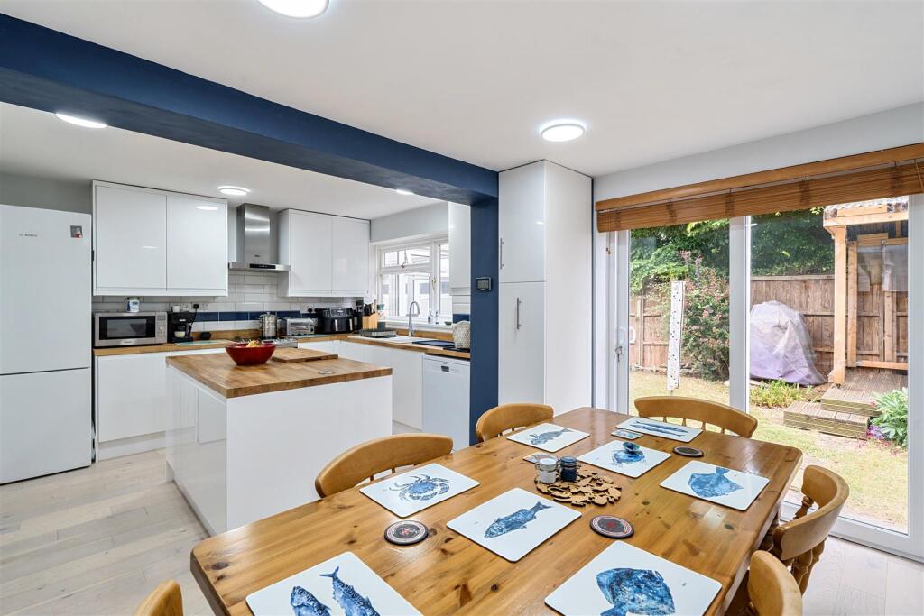 Additional image 28 of St. James Park, Yeovil