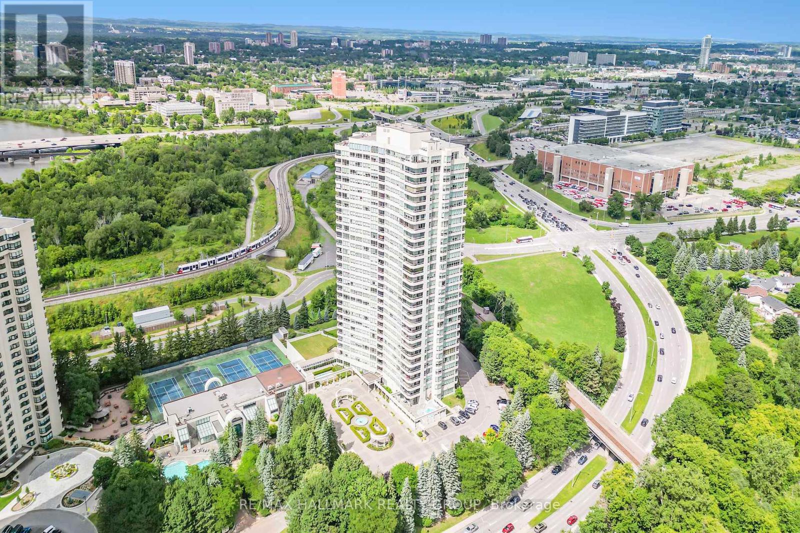 301 - 1480 RIVERSIDE DRIVE|Ottawa, Ontario K1G5H2