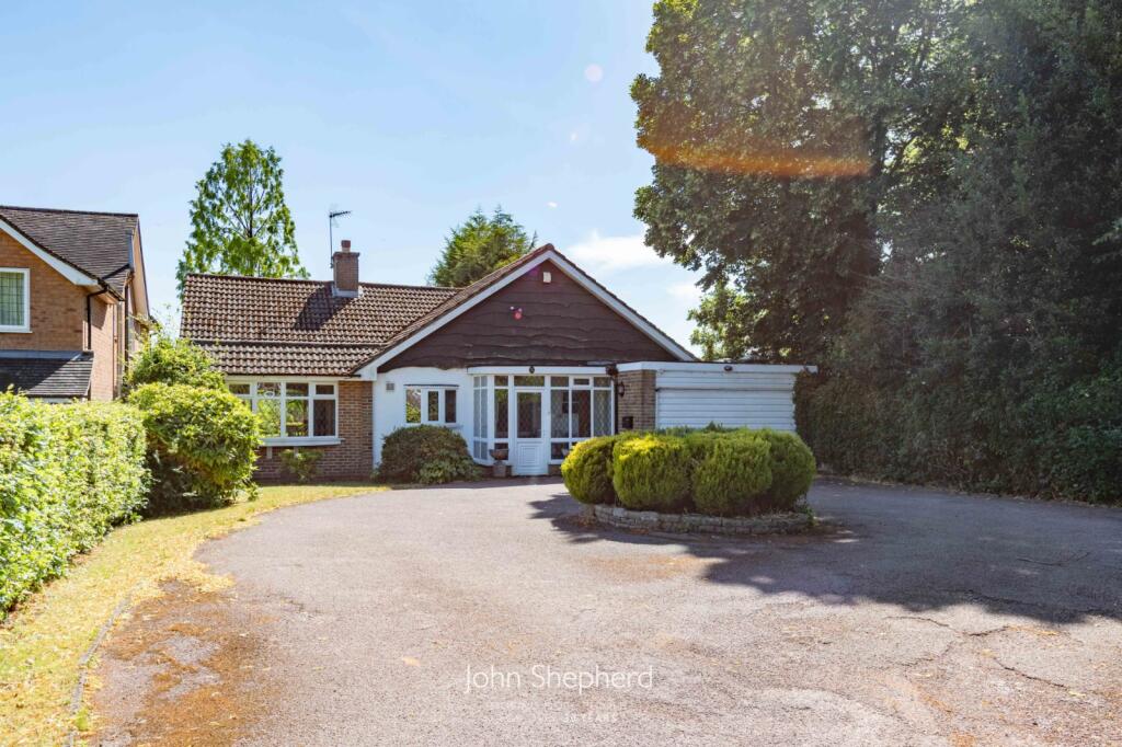 Oakley Wood Drive, Solihull, West Midlands, B91
