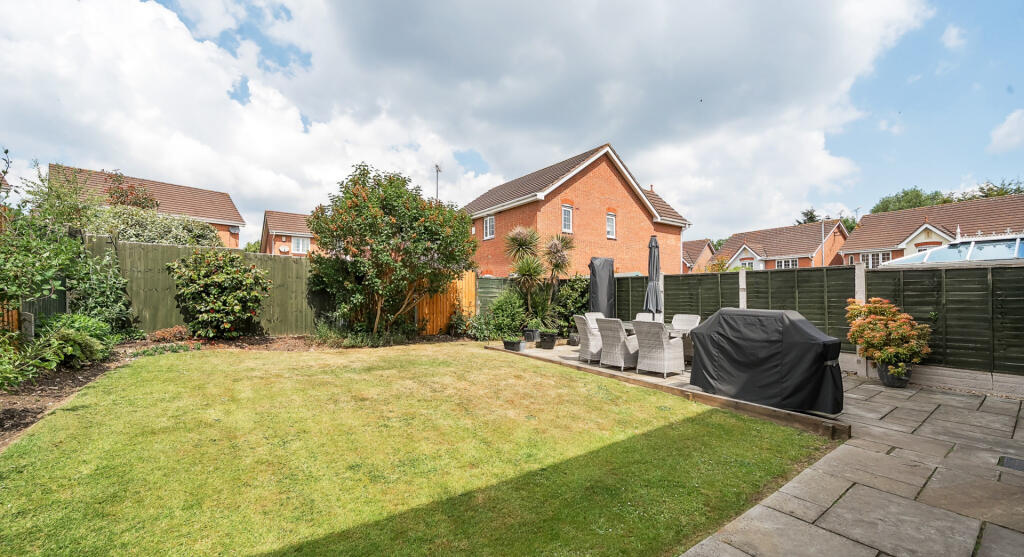 Additional image 14 of Hoveton Close, Redditch