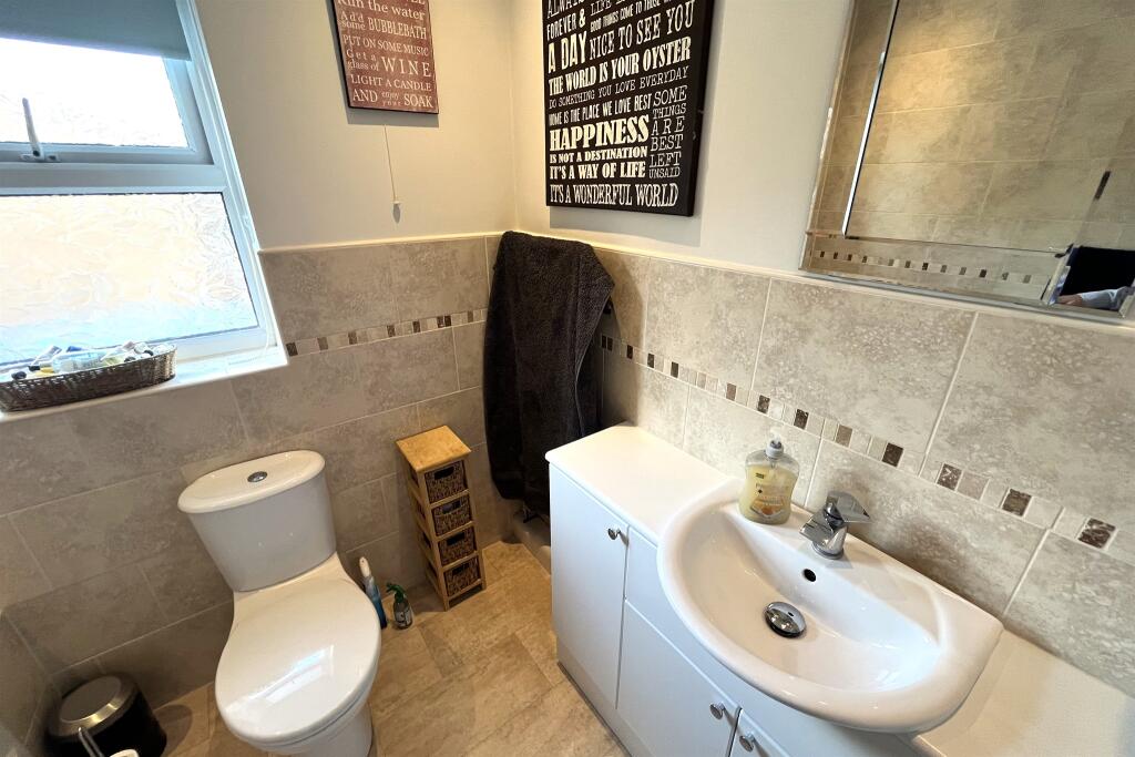 Additional image 15 of Roundhead Fold, Apperley Bridge, Bradford