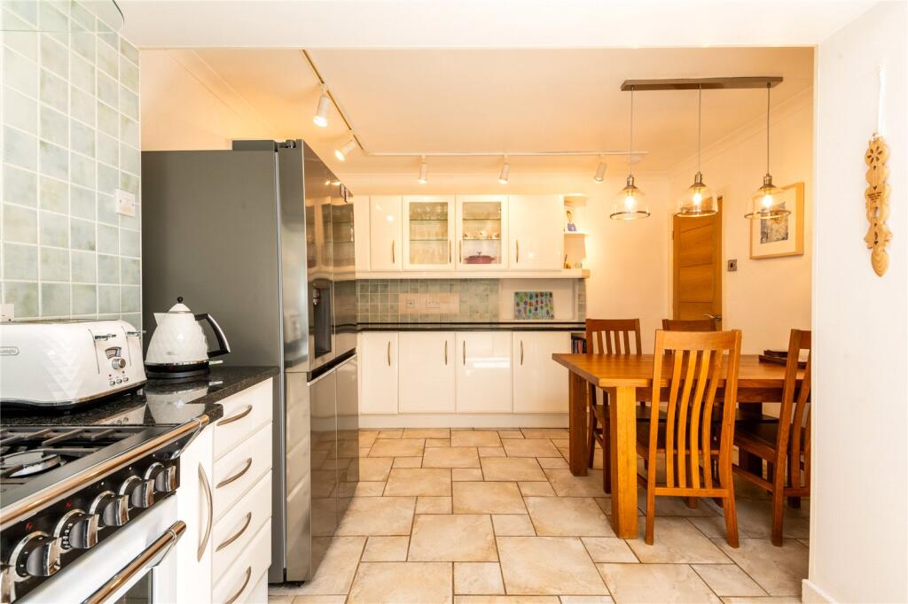 Additional image 13 of Priory Park, Bradford On Avon