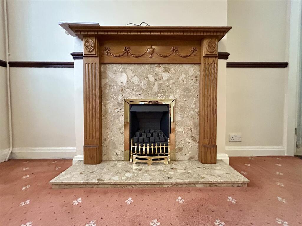 Additional image 5 of Beauty Bank, Cradley Heath