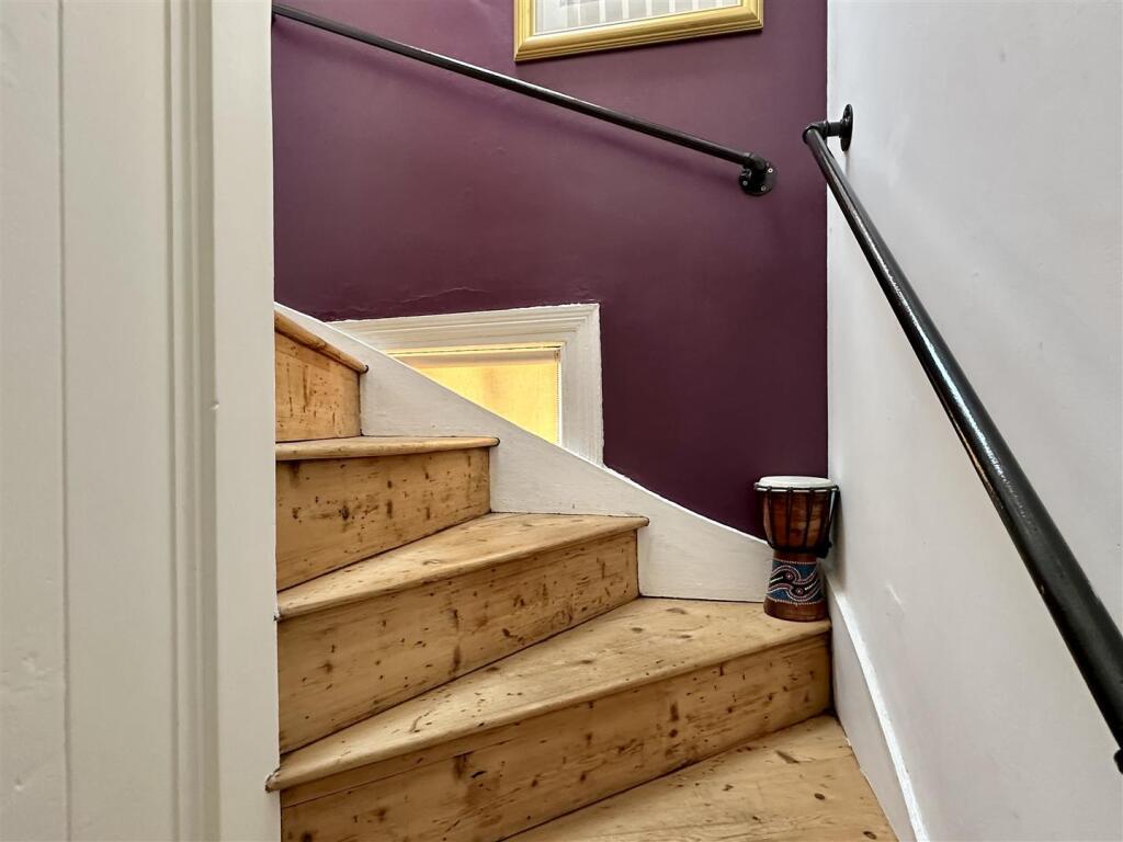 Additional image 18 of Station Road, Alcester