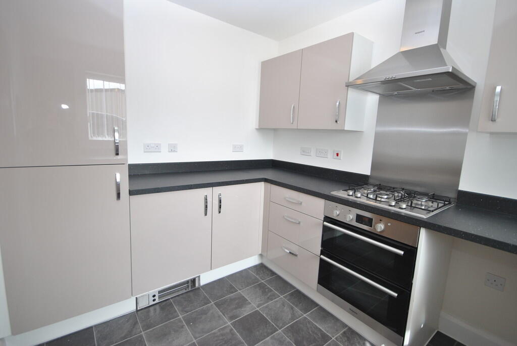 Additional image 4 of Cadet Drive, Shirley